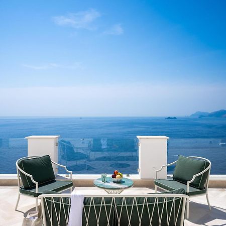Maison Lilly - Luxury Accommodation Праяно Экстерьер фото