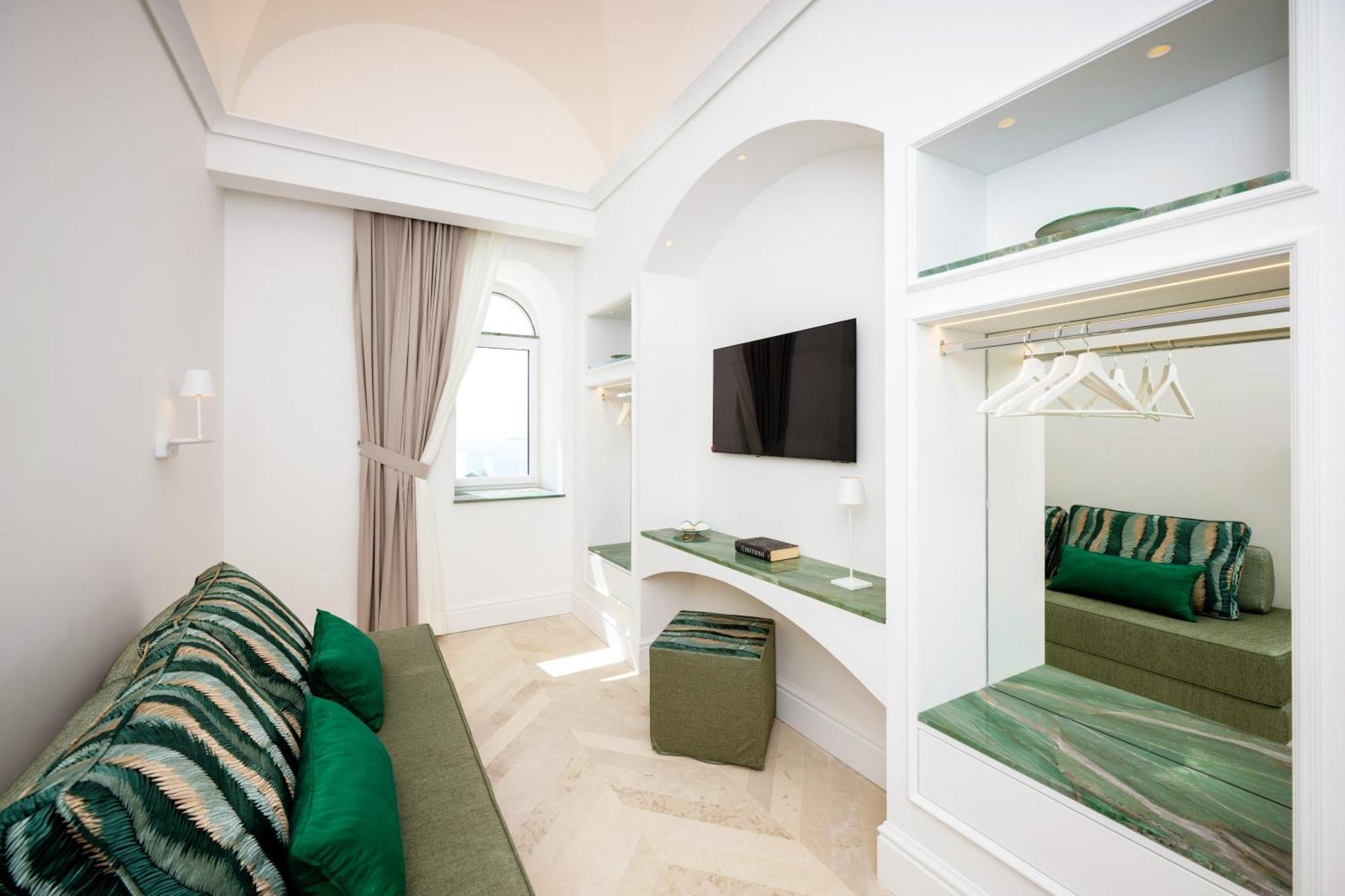 Maison Lilly - Luxury Accommodation Праяно Экстерьер фото
