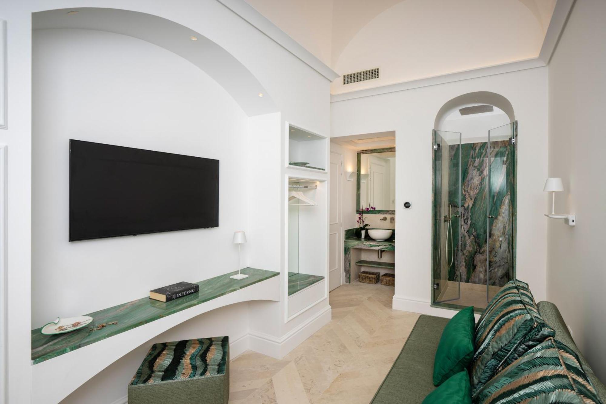 Maison Lilly - Luxury Accommodation Праяно Экстерьер фото